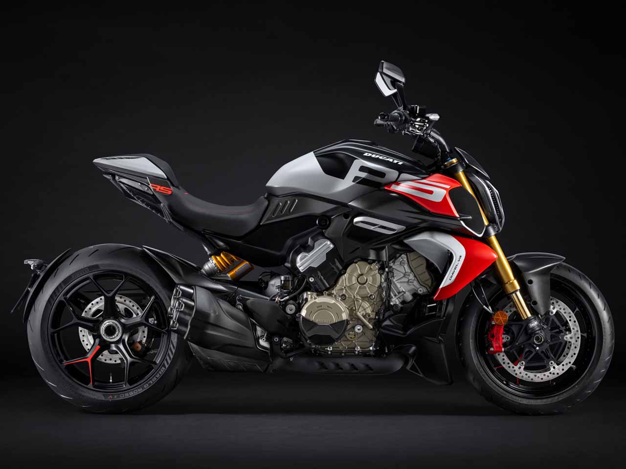 Ducati�Diavel V4 2025 - lateral
