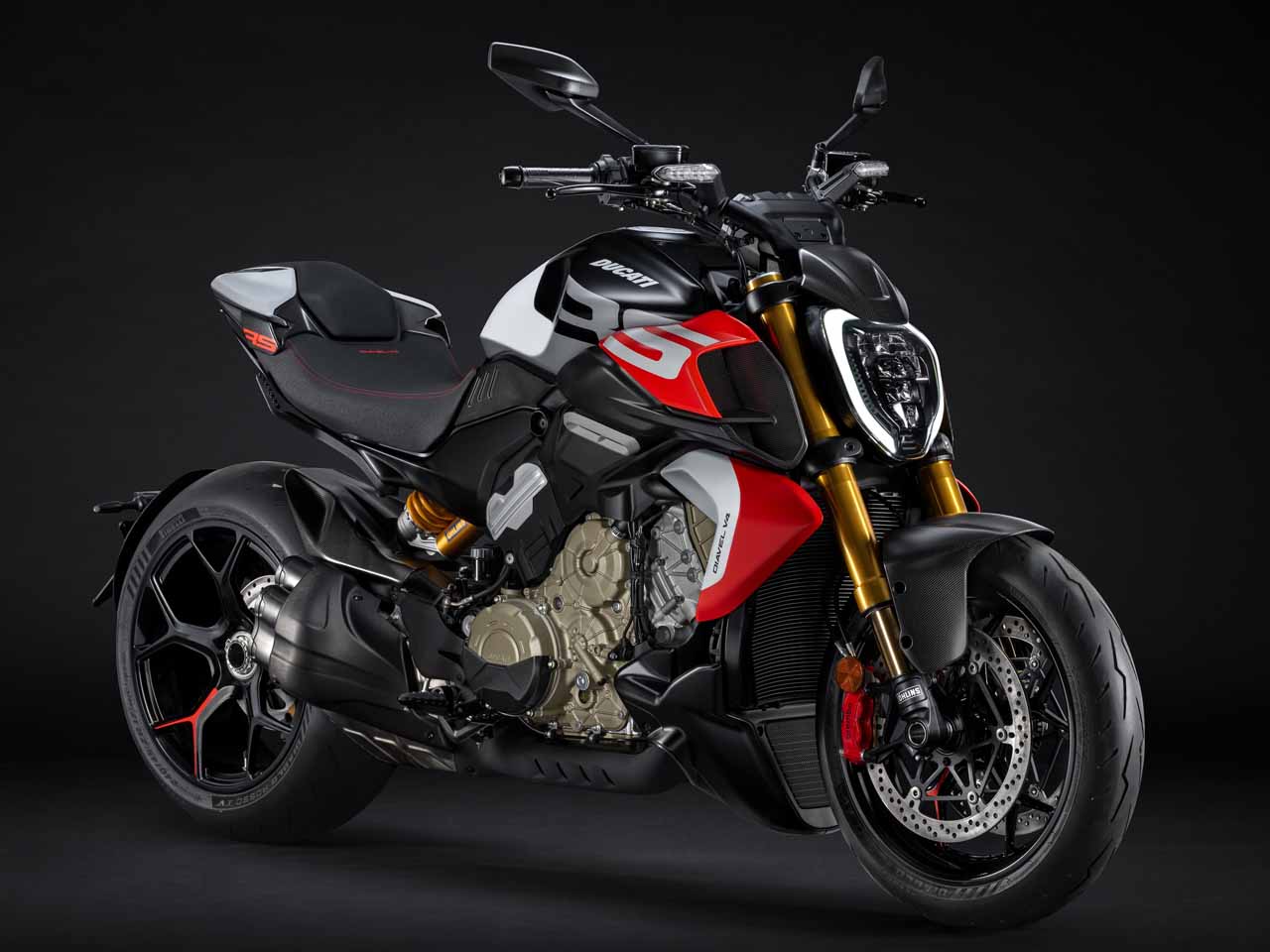 Ducati�Diavel V4 2025 - 3/4 frente