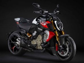 Diavel V4