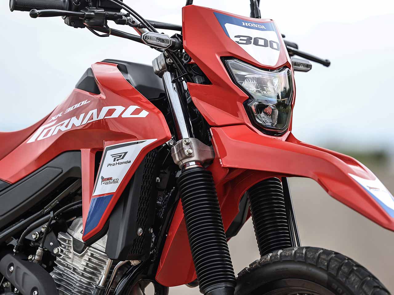 Honda�XR 300 L Tornado 2026 - frente
