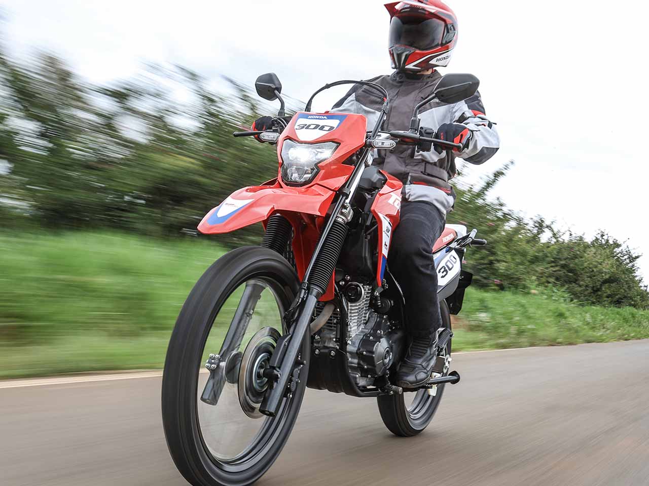 Honda�XR 300 L Tornado 2026 - frente