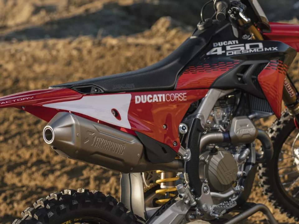 Ducati Desmo450 MX Factory 2026