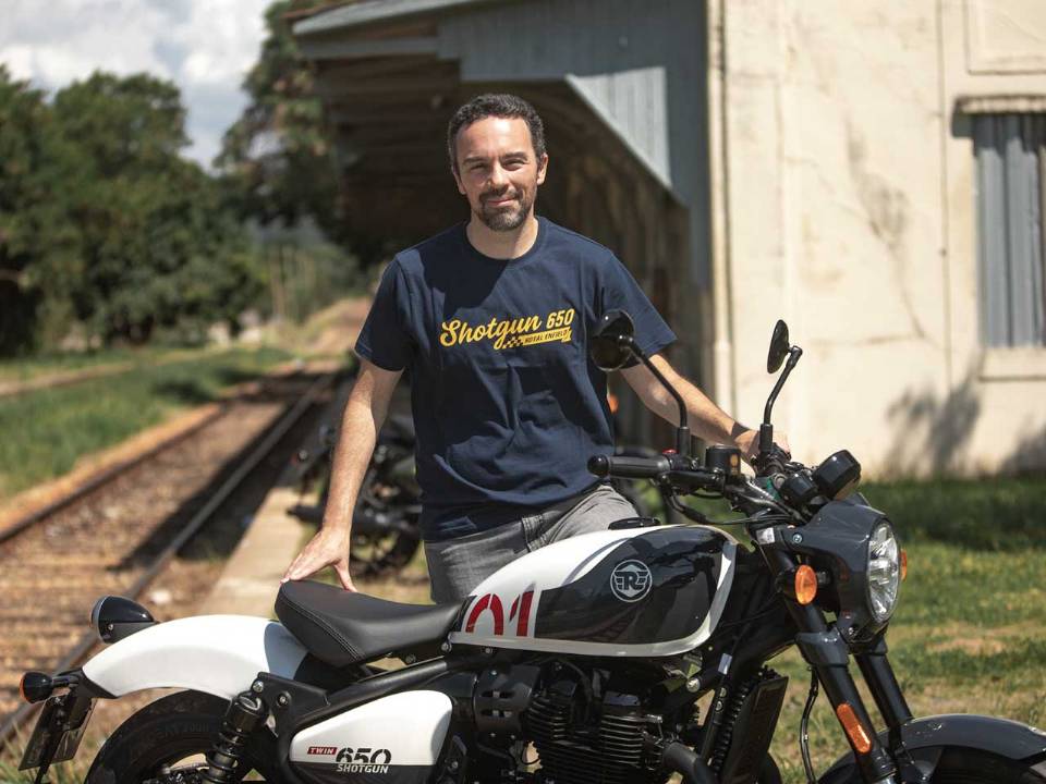RE Guerrilla 450 - Gabriel Patini