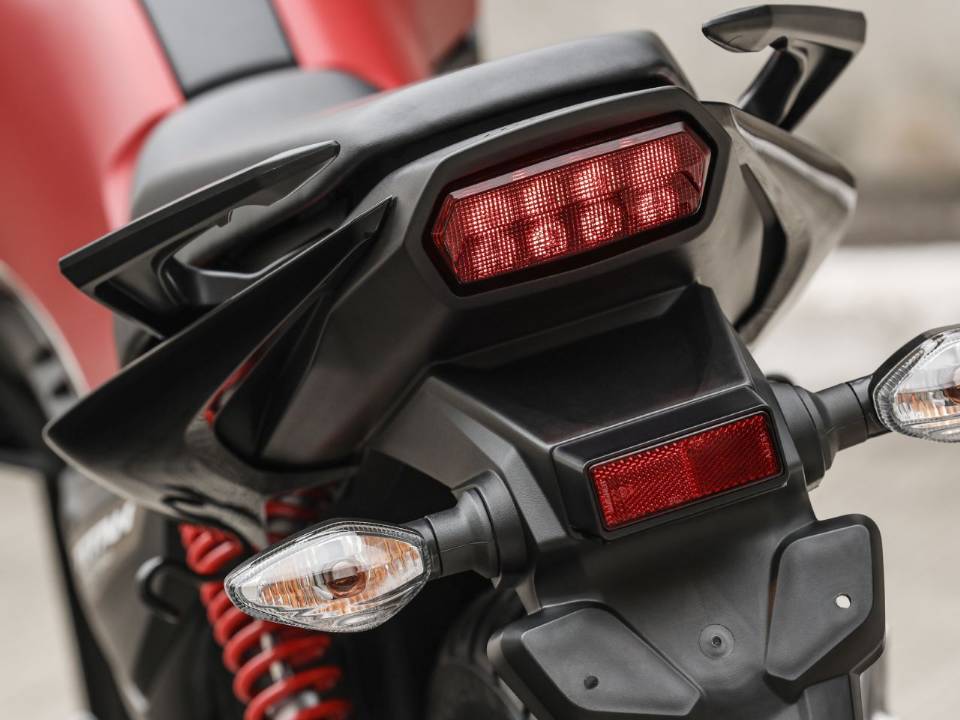 Honda CG 160 50 Anos 2026 Special Edition