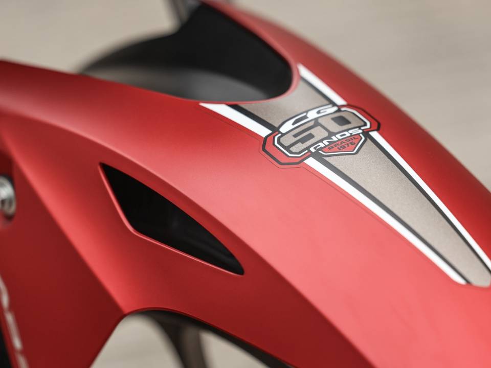 Honda CG 160 50 Anos 2026 Special Edition