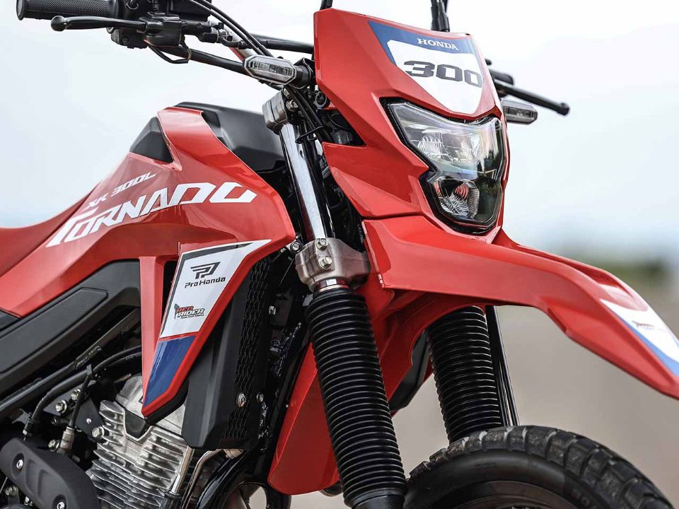 Honda�XR 300 L Tornado 2026 - frente