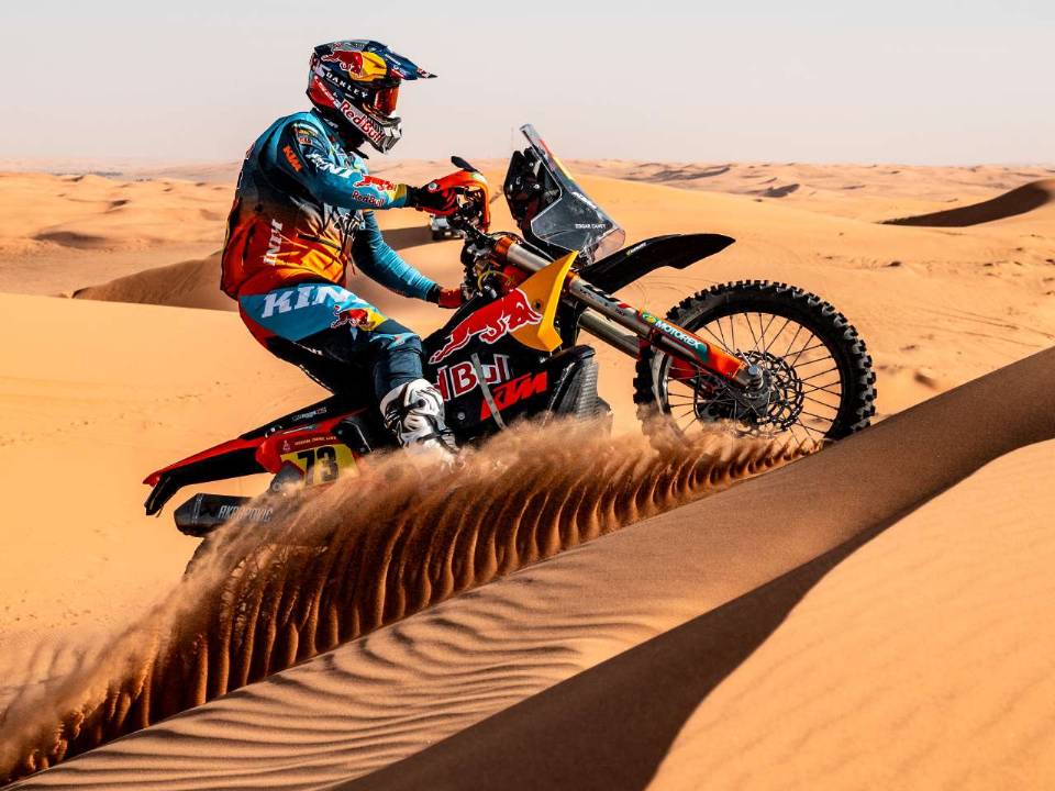 Luciano Benavides, de KTM, vence o Dakar 2026