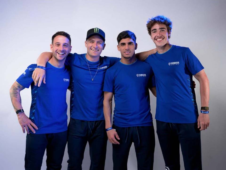 Equipe Motocross Yamaha - Da esquerda para direita: Paulo Alberto, Fabio Santos, Salvador Perez e Vitor Borba