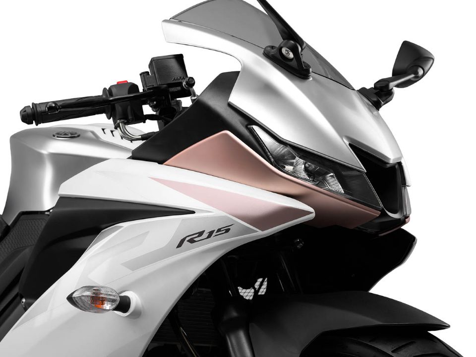 Yamaha R15 2026