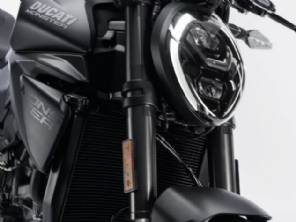 Ducati Monster Dark: naked ganha visual 'all black'