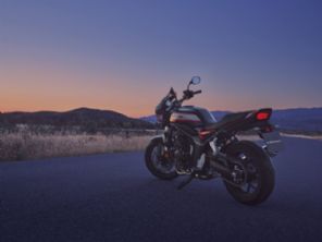CB1000F