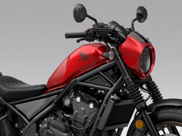 Honda Rebel 500 2027 ganha sistema E-Clutch e novo painel TFT