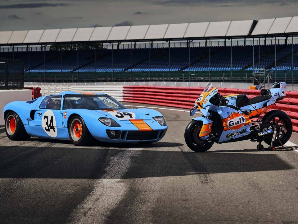 Aprilia - inspiração Ford GT40