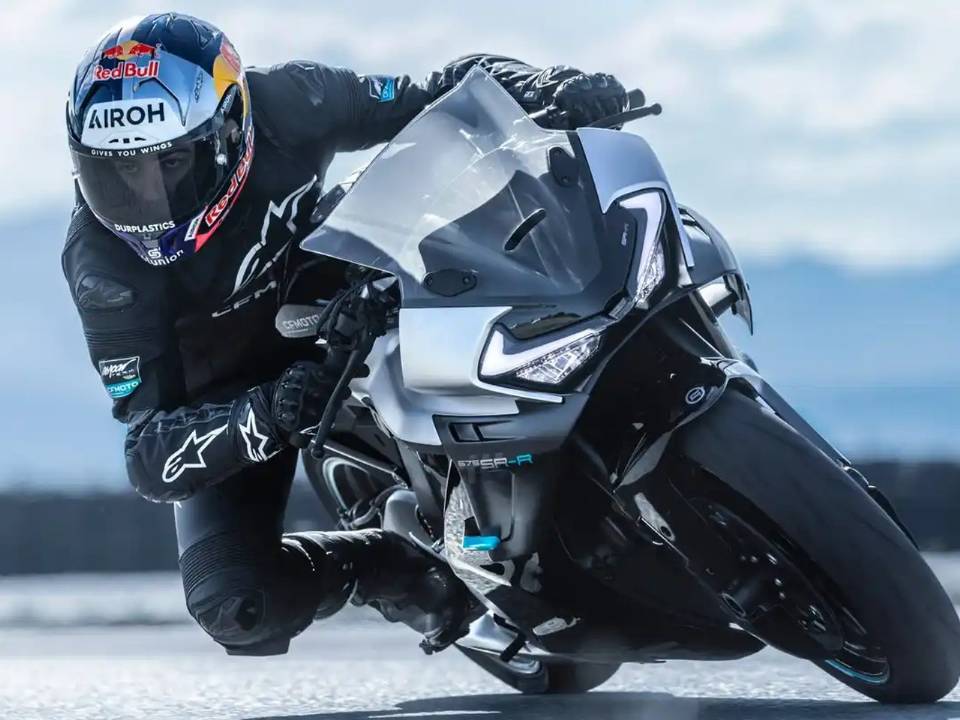 CFMOTO 675SR-R