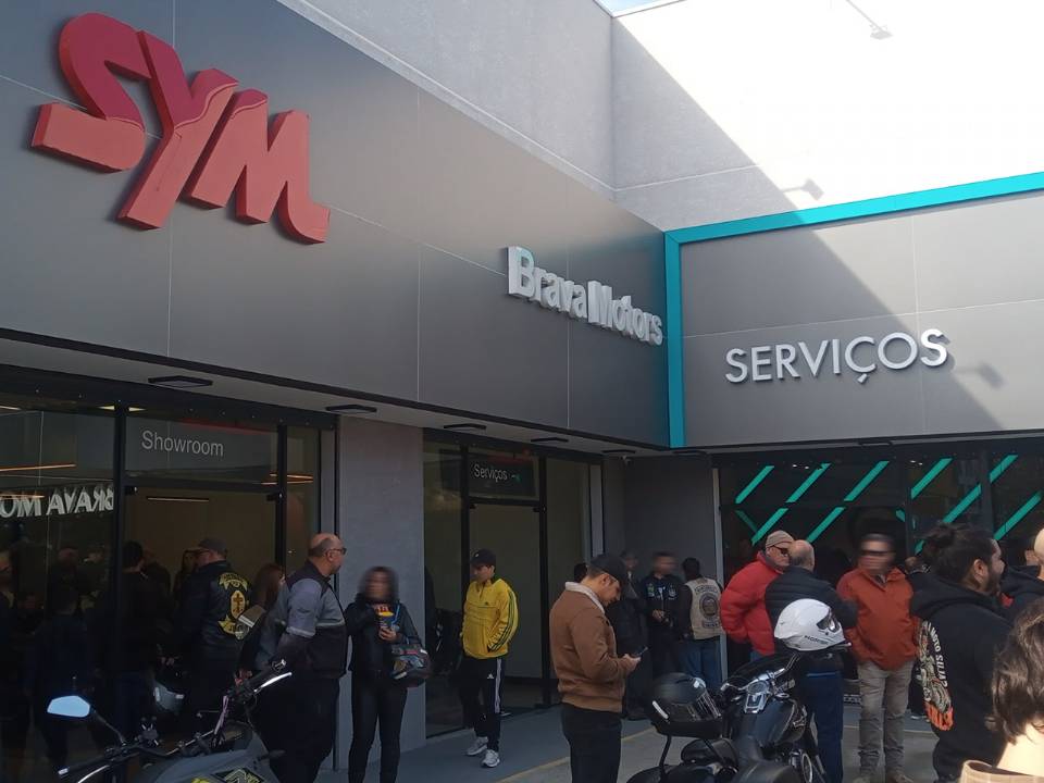 Fachada SYM -  Brava Curitiba