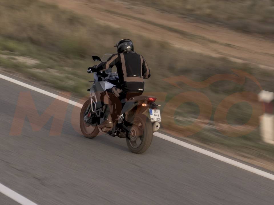 Kawasaki: nova trail chegando