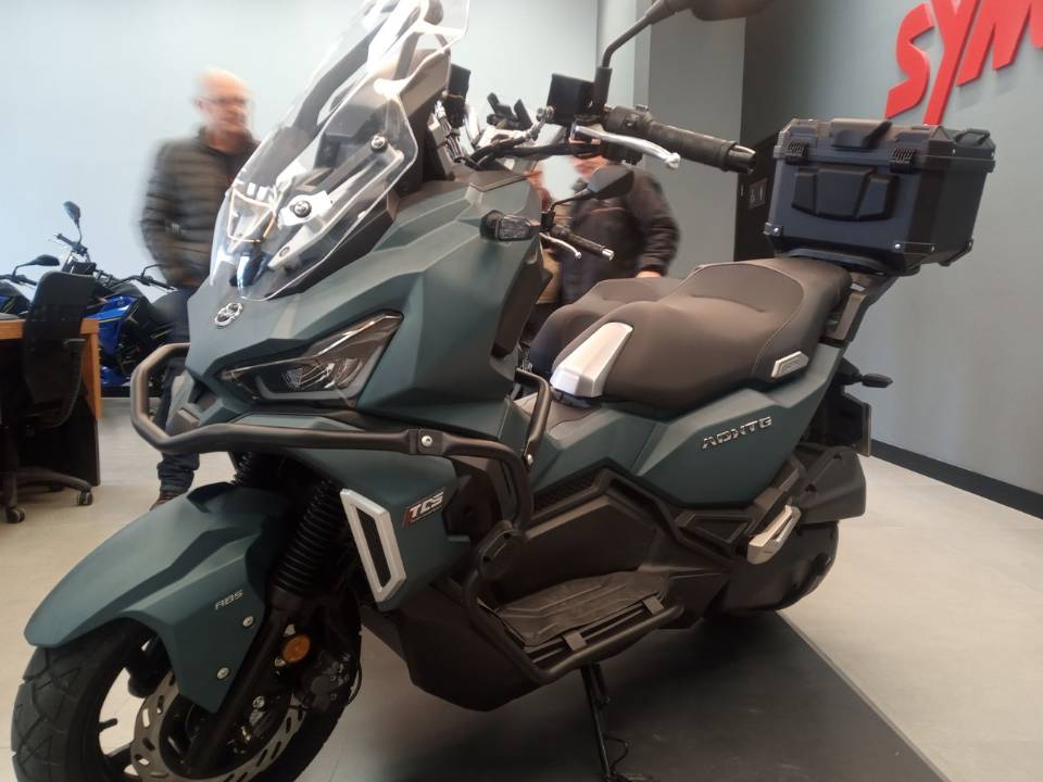 SYM ADXTG 150 - Brava Curitiba