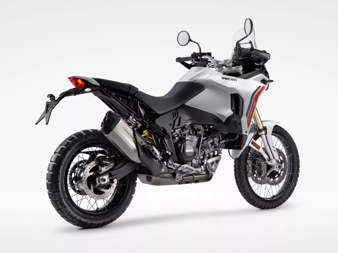 Ducati�DesertX 2026 - 3/4 traseira