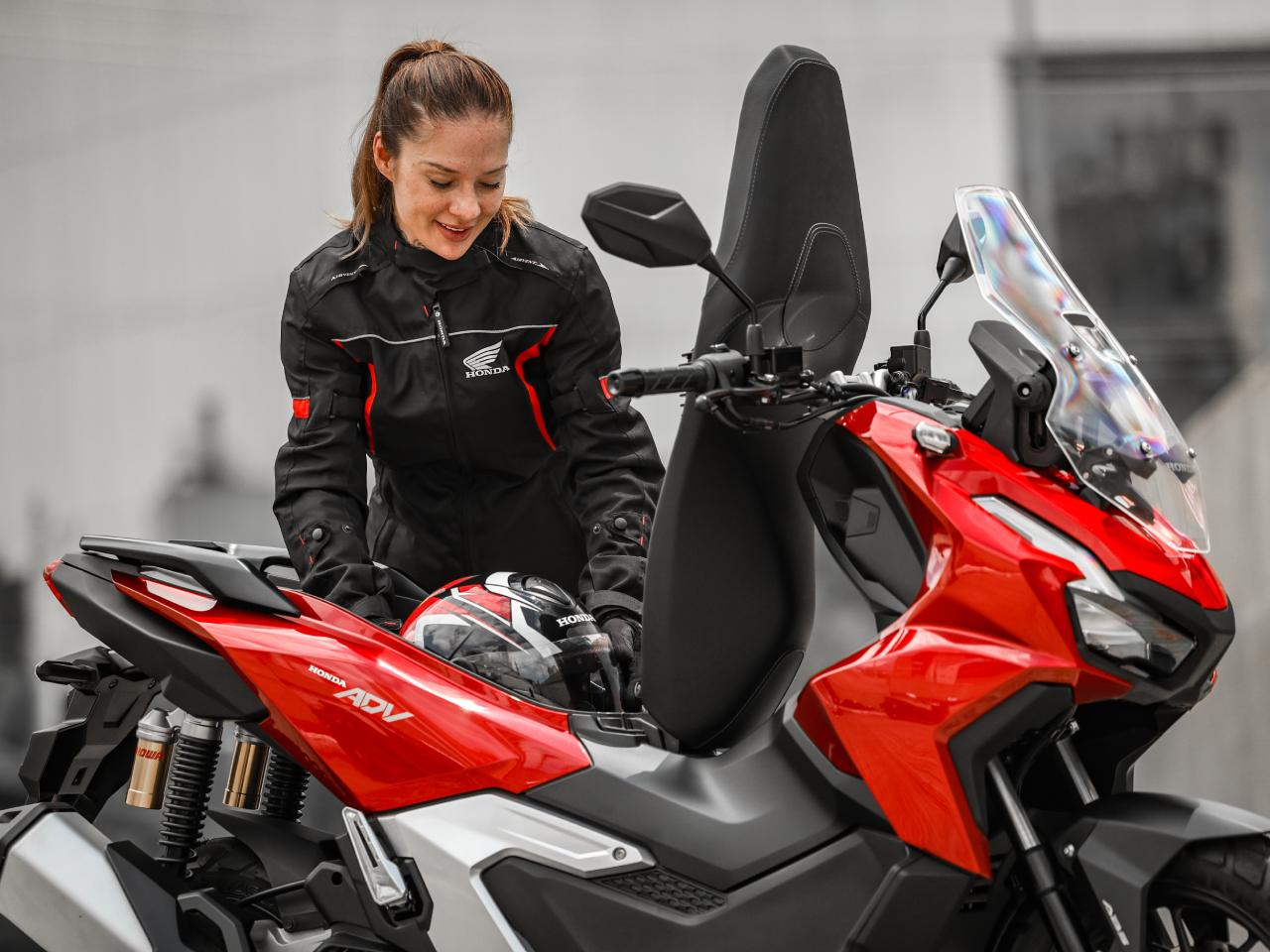 Honda�ADV 160 2026 - lateral