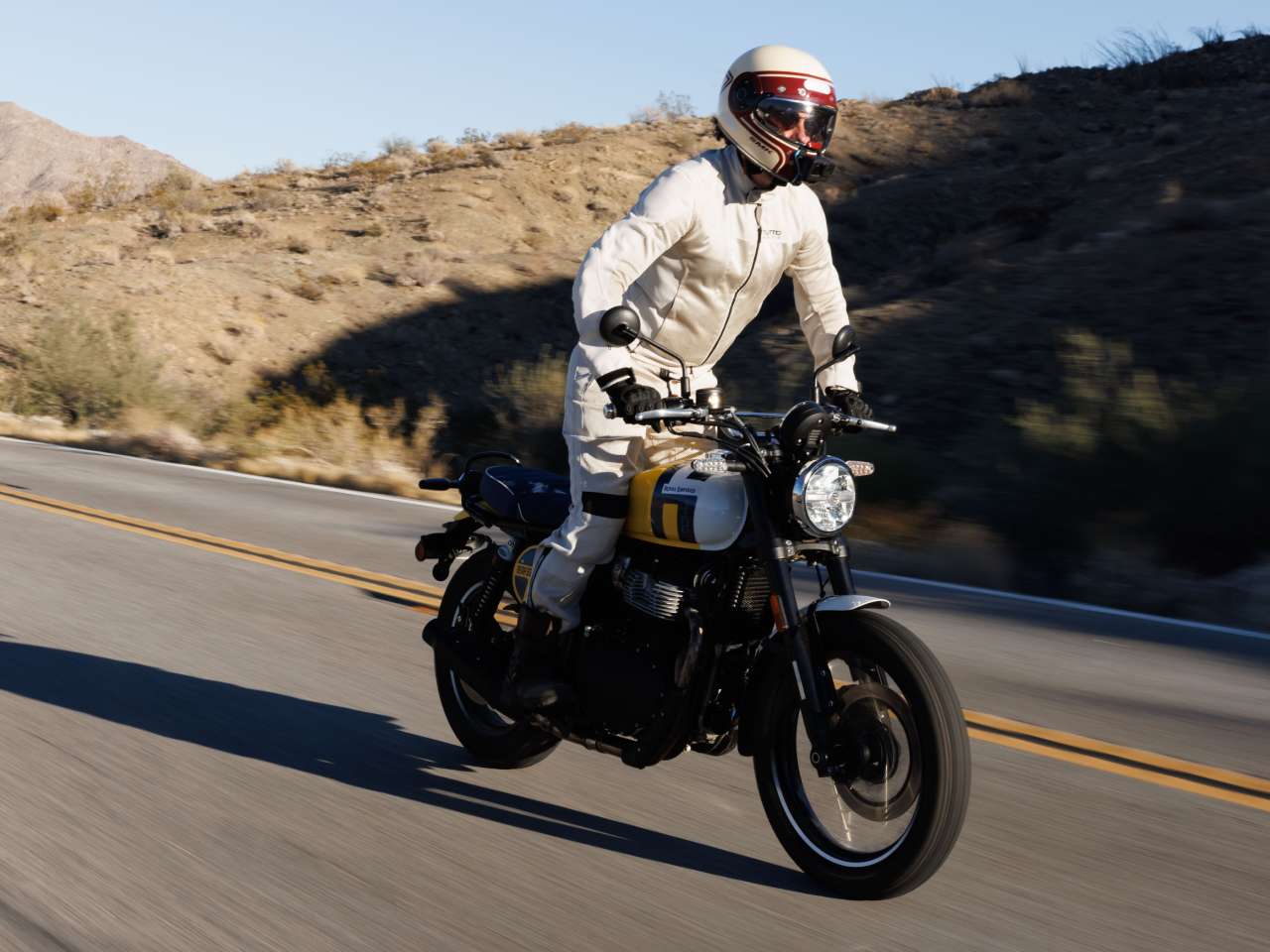 Royal Enfield�Bear 650 2026 - 3/4 frente