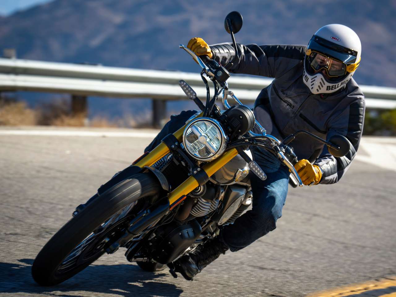 Royal Enfield�Bear 650 2026 - frente