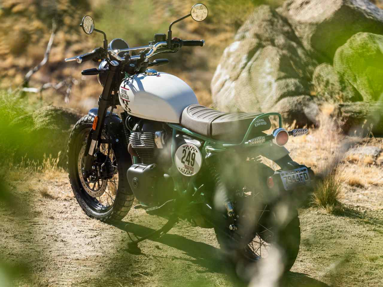 Royal Enfield�Bear 650 2026 - 3/4 traseira