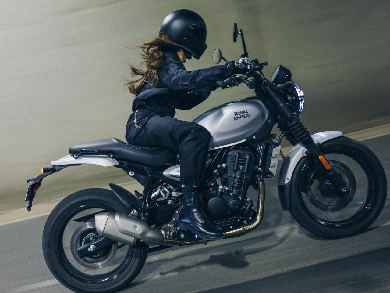Royal Enfield�Guerrilla 450 2026 - lateral