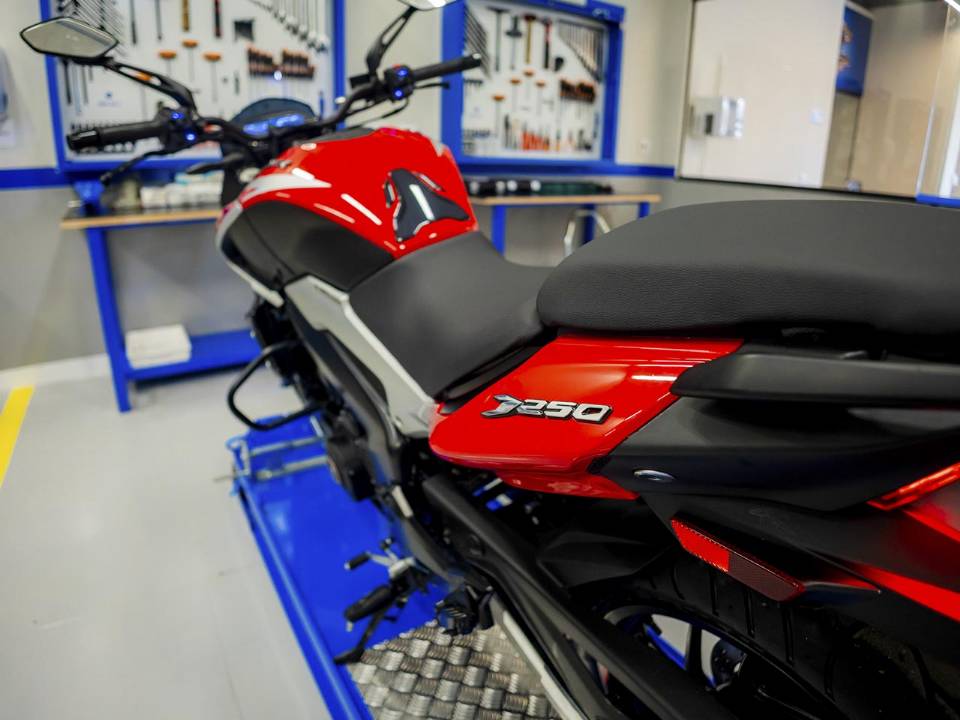 Bajaj BHR Belo Horizonte - MG