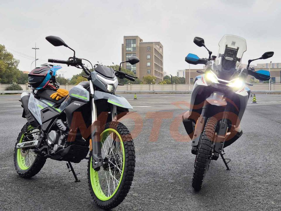 CFMoto 250 Dual e 1000MT-X na China