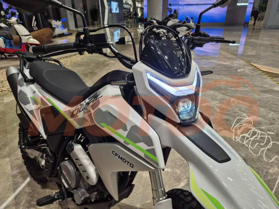 CFMoto 250 Dual 2026