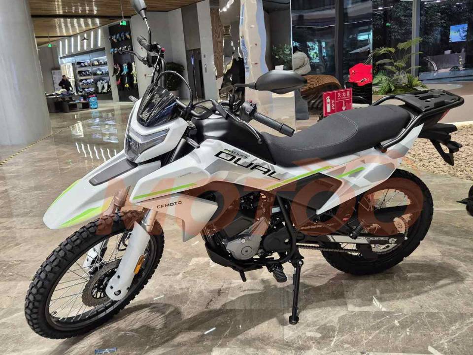 CFMoto 250 Dual 2026