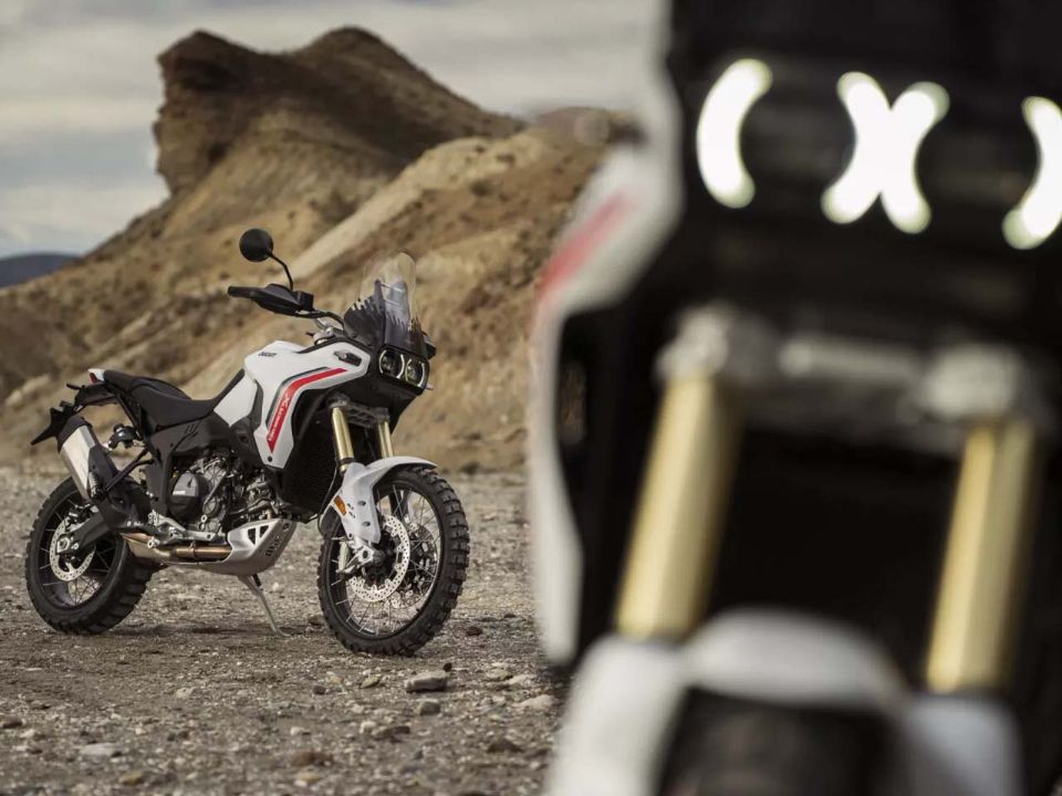 Ducati DesertX 2026