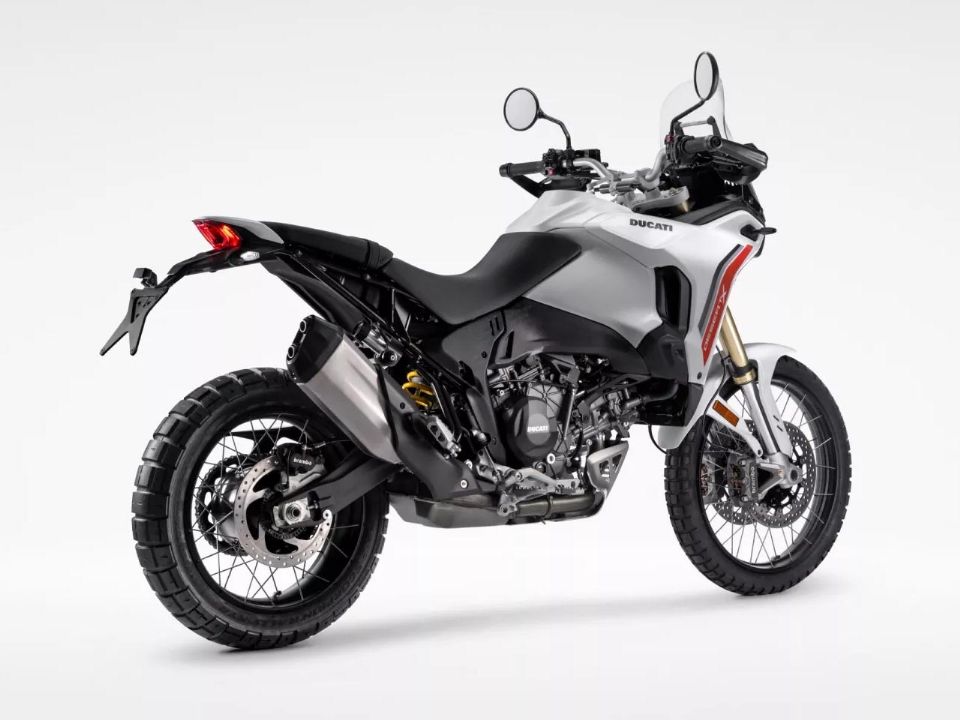 Ducati DesertX 2026