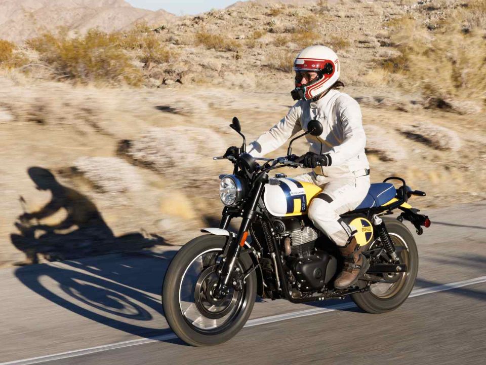 Royal Enfield�Bear 650 2026 - 3/4 frente