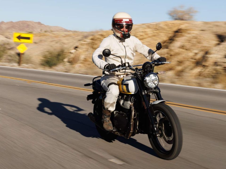 Royal Enfield�Bear 650 2026 - 3/4 frente