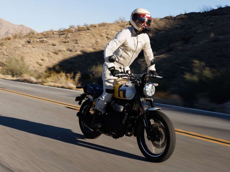 Royal Enfield�Bear 650 2026 - 3/4 frente
