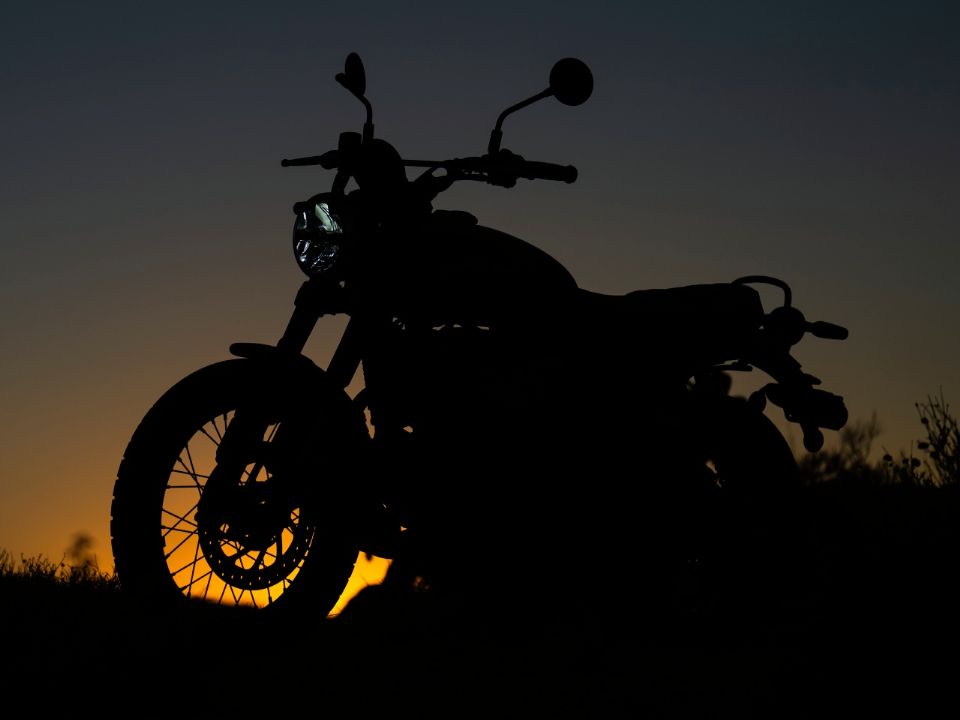 Royal Enfield�Bear 650 2026 - 3/4 frente