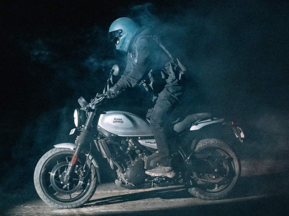 Royal Enfield�Guerrilla 450 2026 - lateral