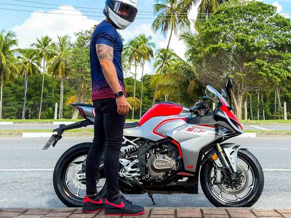SBM 450RR