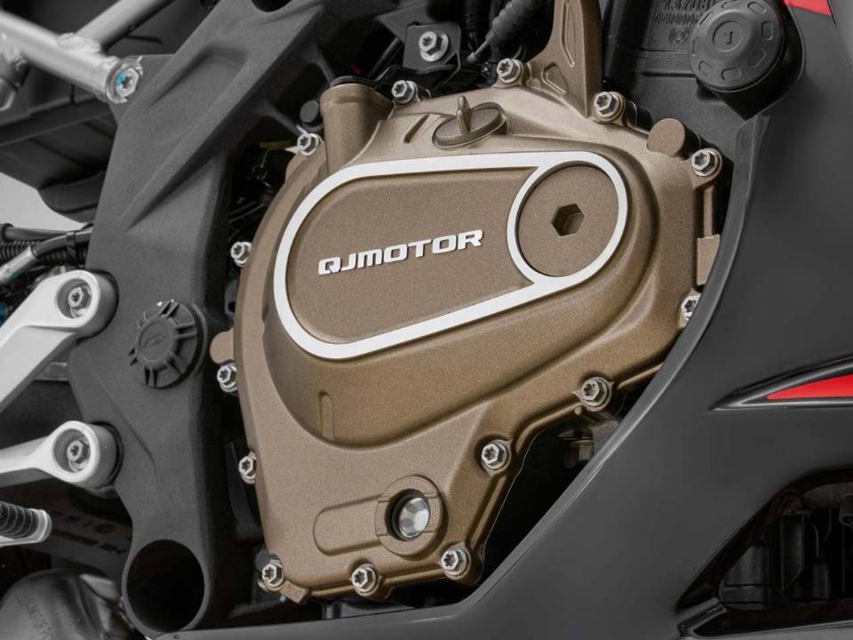 QJ Motor SRK 450 RS
