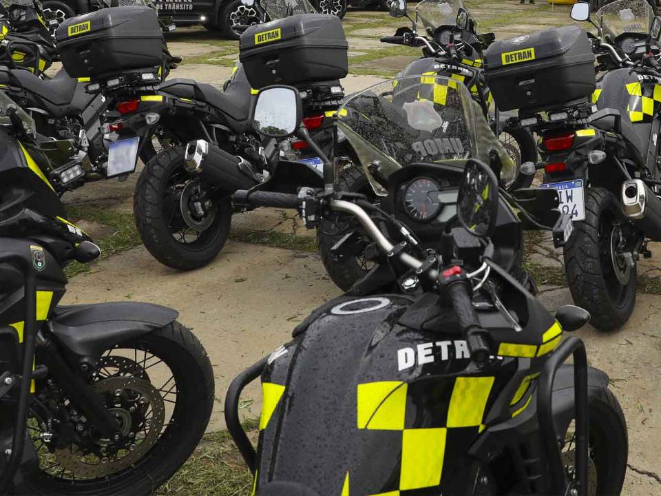 Suzuki V-Strom 650XT - Detran-DF