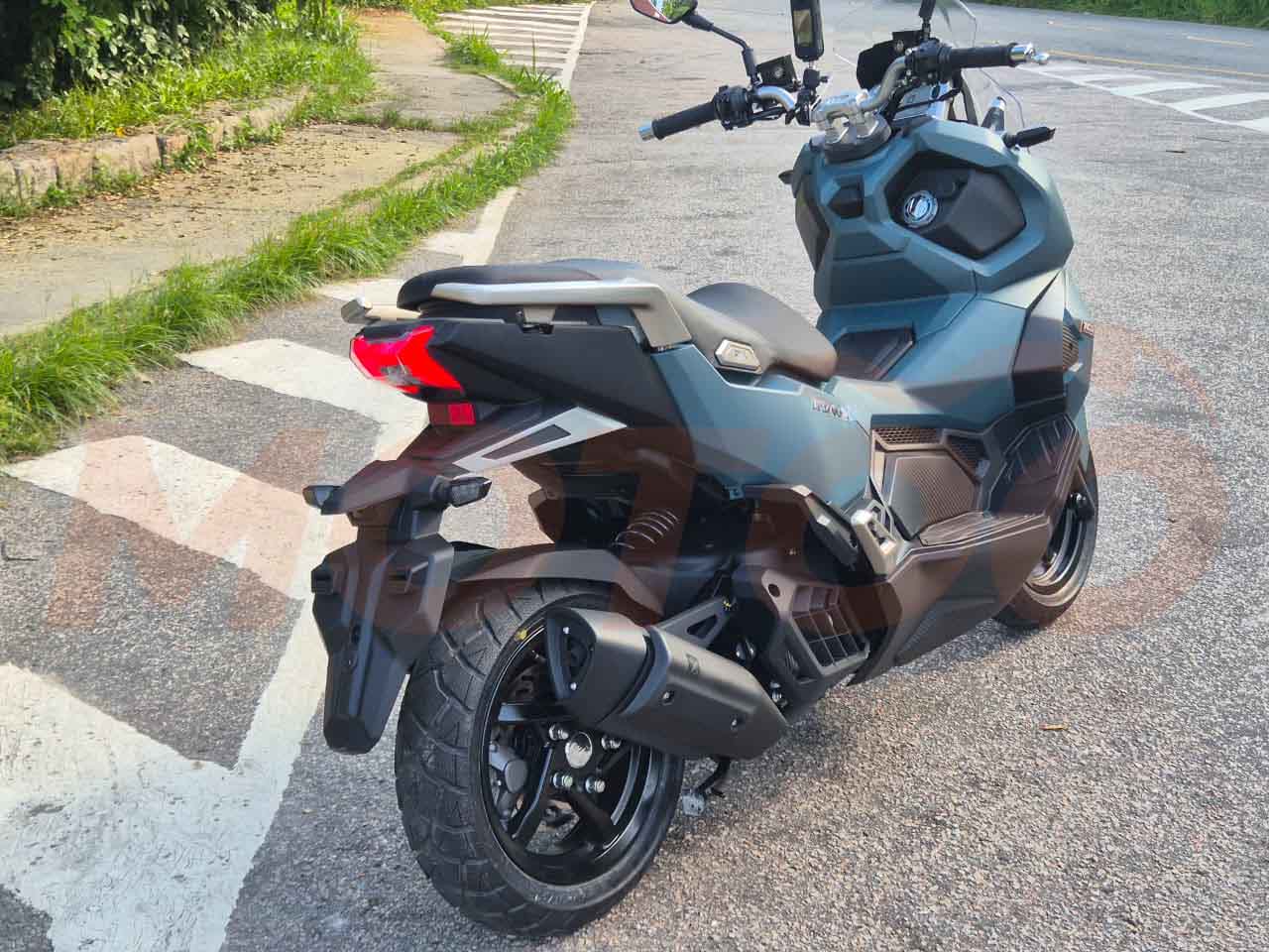 Dafra�ADXTG 150 2026 - 3/4 traseira