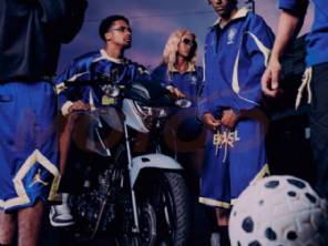 CG na sele��o? Moto Honda surge com nova camisa brasileira