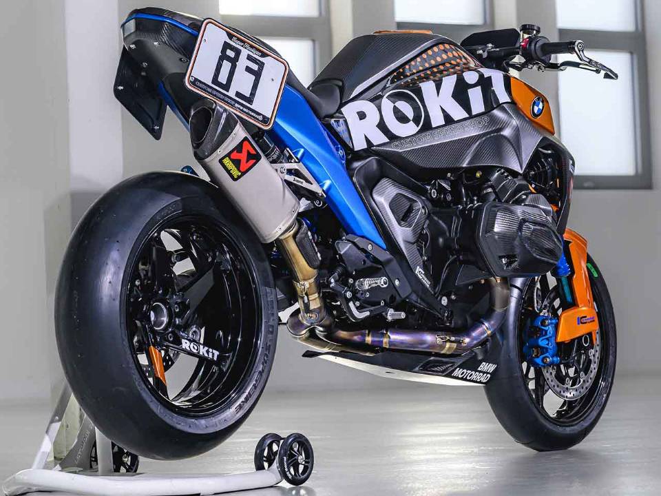 BMW R1300 R Superhooligan