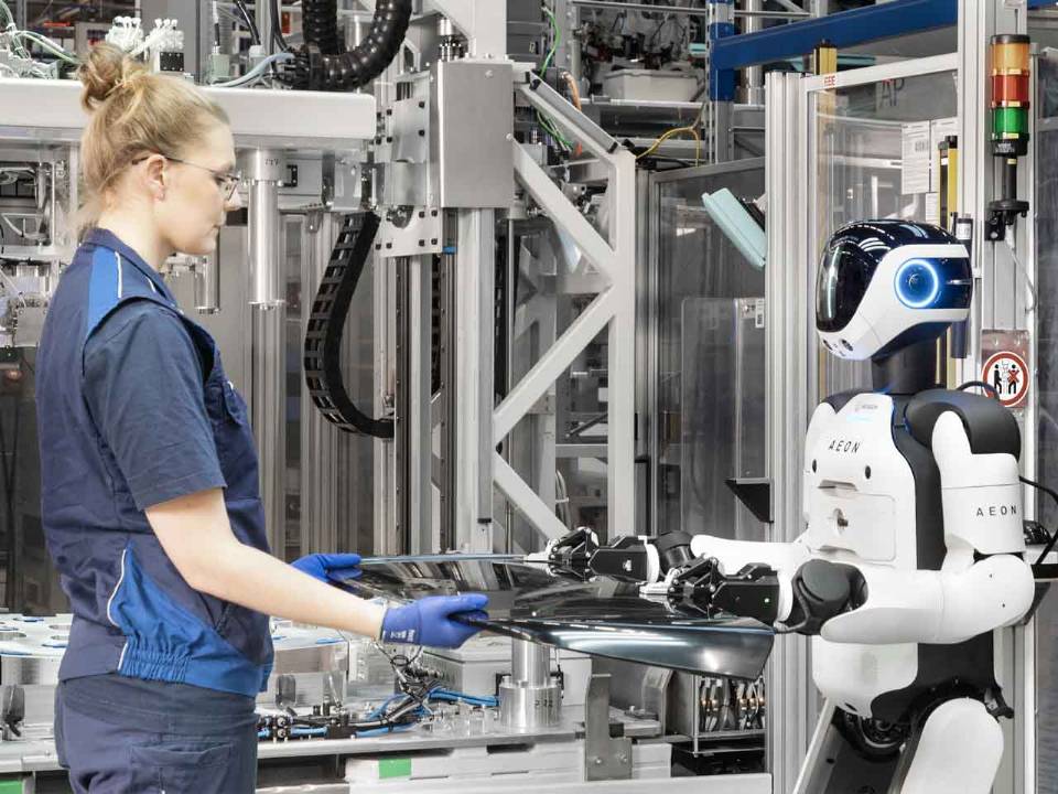 Robô Humanoide na fábrica da BMW