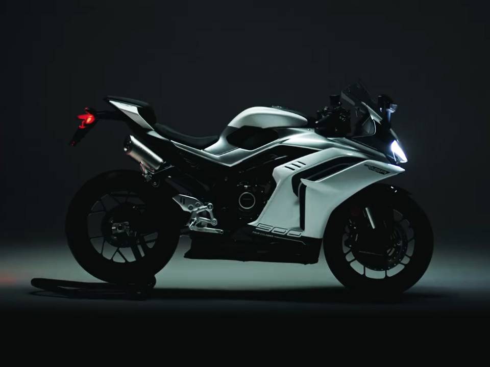 CFMoto 500SR