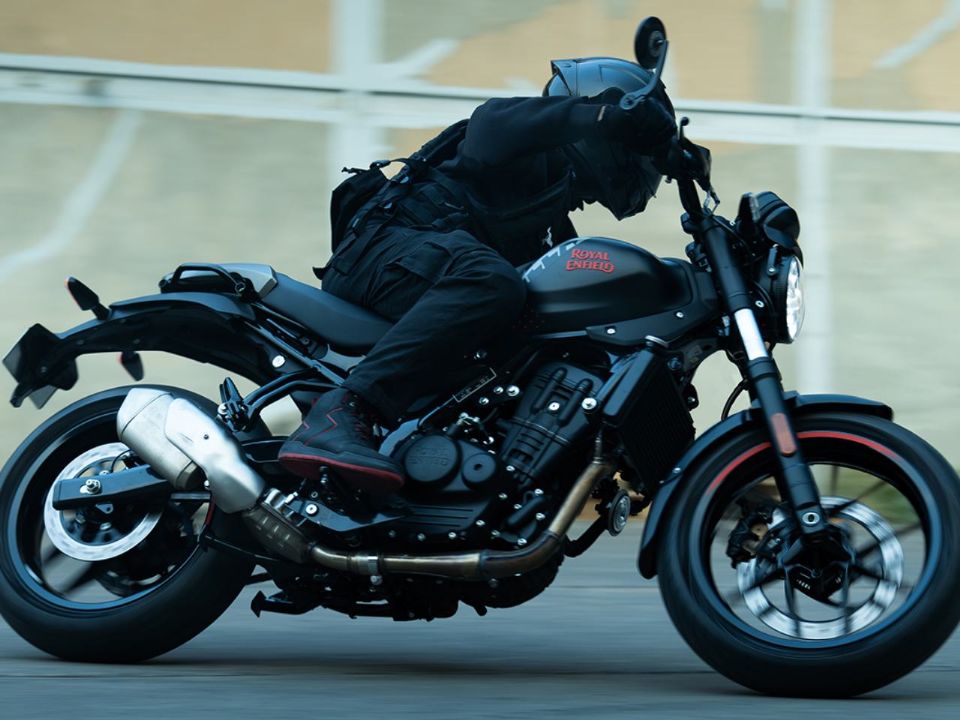 Royal Enfield�Guerrilla 450 2026 - lateral