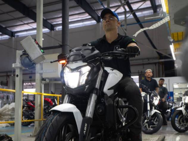 Bajaj supera 60 mil motos produzidas e celebra anivers�rio da f�brica de Manaus
