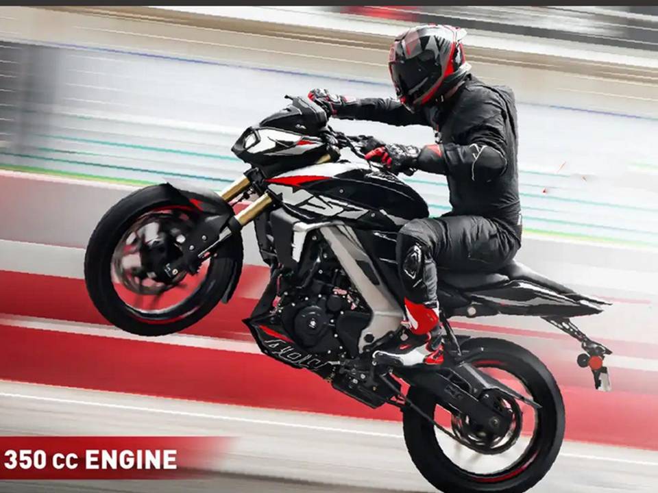 Bajaj Pulsar NS400z - com refer�ncia ao motor 350cc
