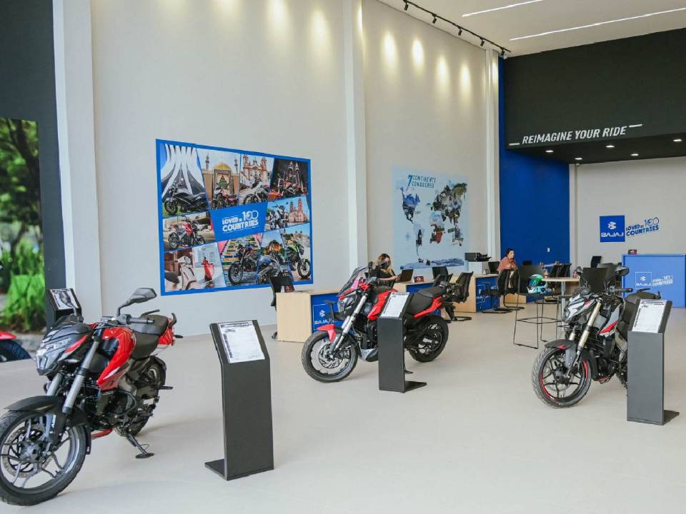 Bajaj Panther Anápolis